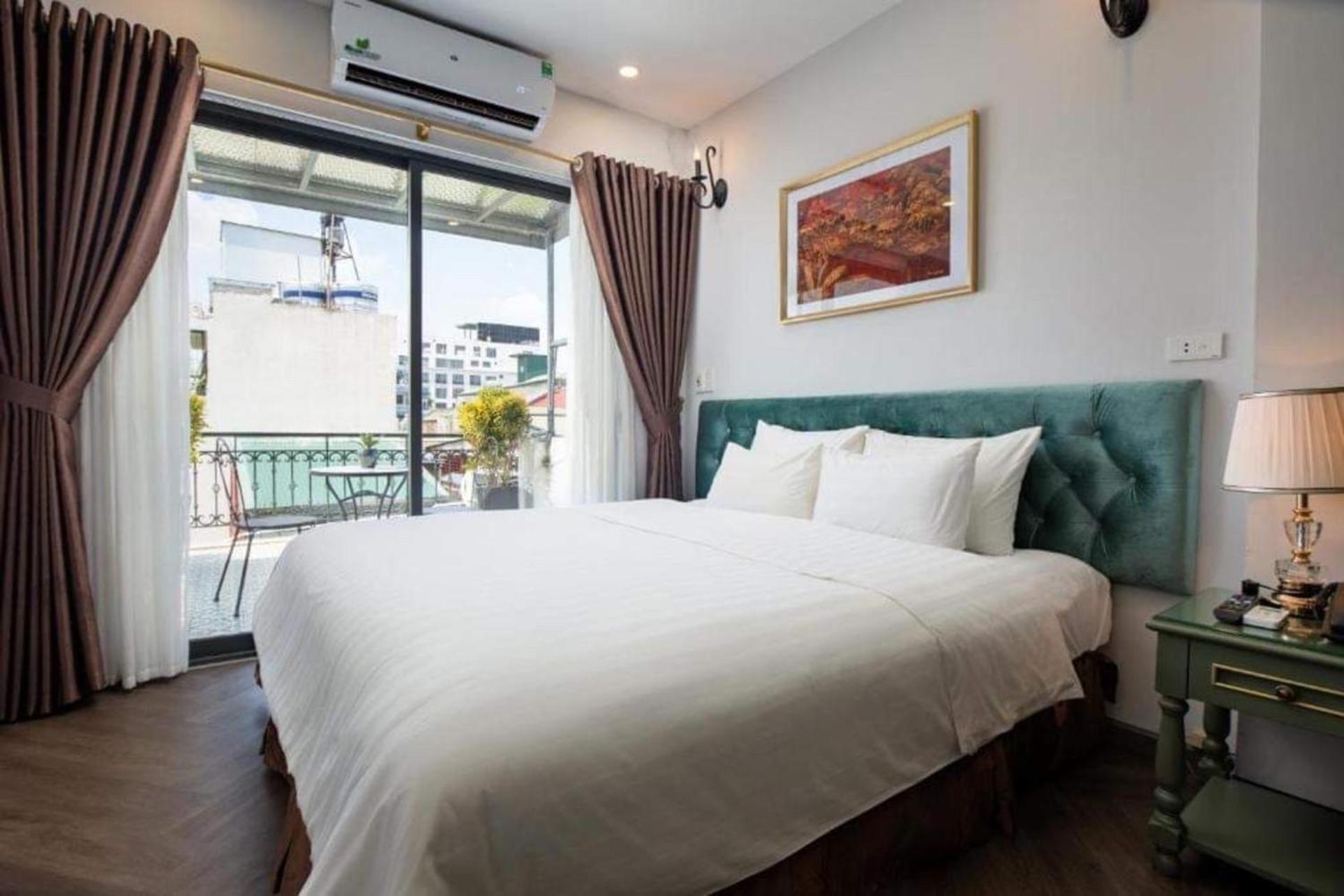 Hotel Gatsby & Travel